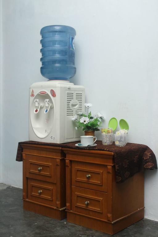 Kuala Namu Guest House Медан Экстерьер фото